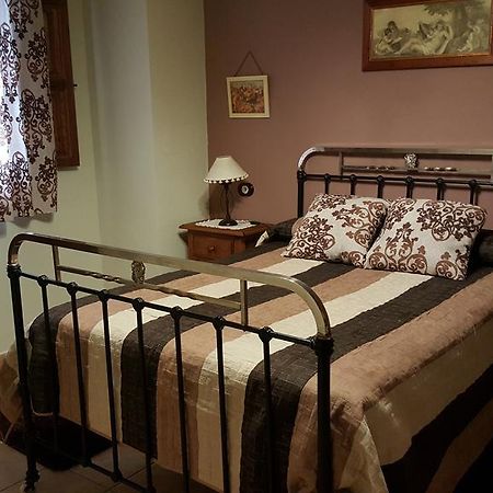 Apartamentos Rurales Tauro Cabezuela Del Valle Ngoại thất bức ảnh