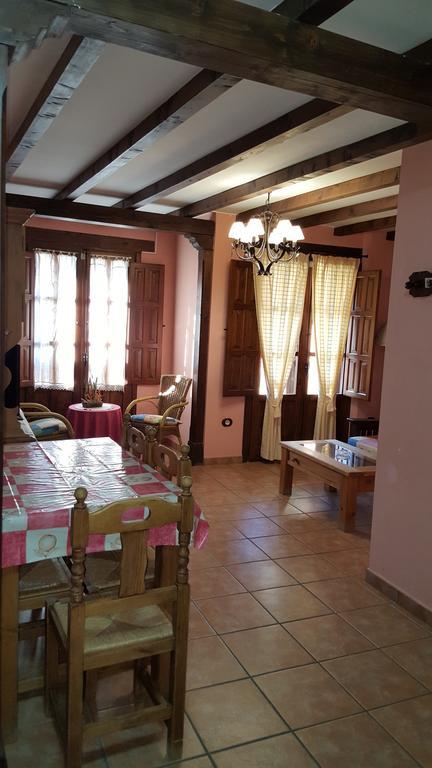Apartamentos Rurales Tauro Cabezuela Del Valle Ngoại thất bức ảnh