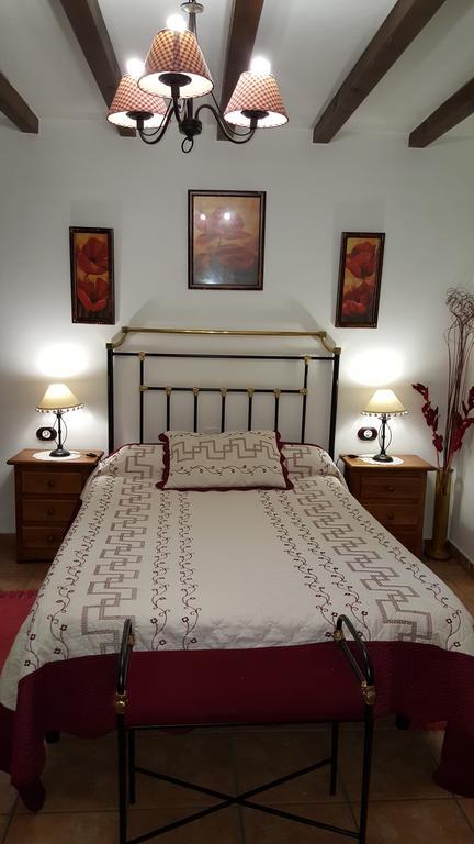 Apartamentos Rurales Tauro Cabezuela Del Valle Ngoại thất bức ảnh